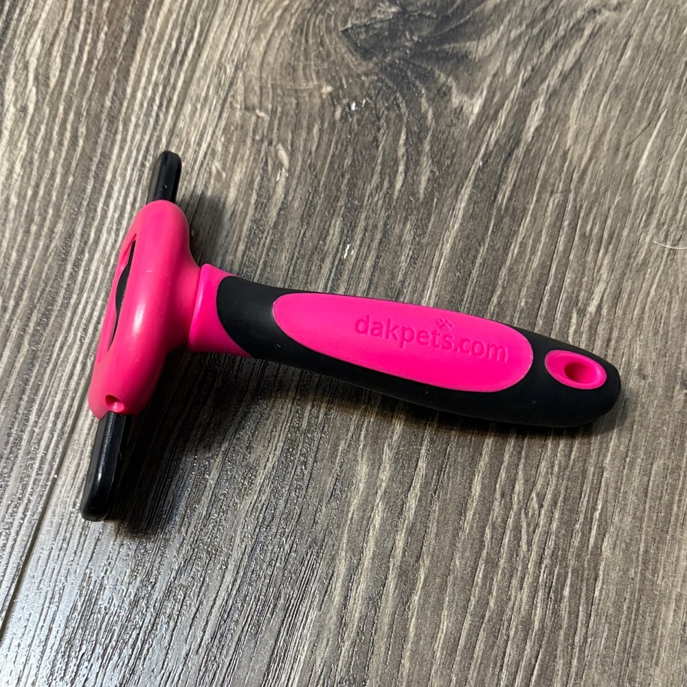 DakPets Pink and Black Pet Grooming Tool